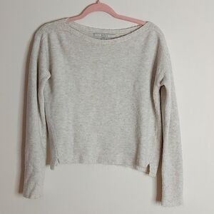 Guess cropped sweater sz. XS